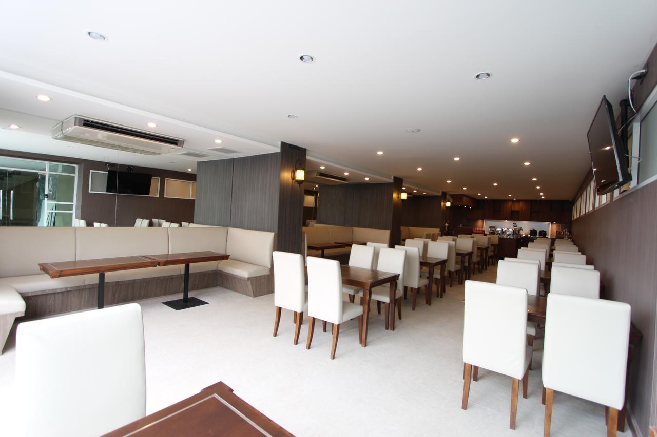Le Bangkok Hotel Luaran gambar